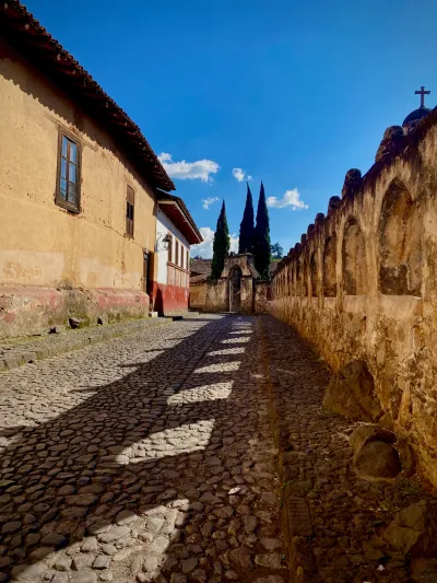 Street to the Archway Gate